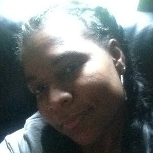 Meet your Posher, Tomonique